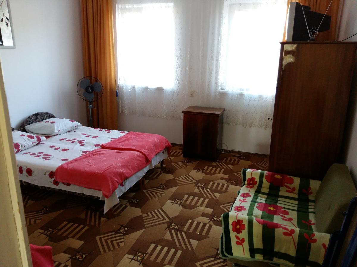 Guest House U Aleny ガグラ エクステリア 写真